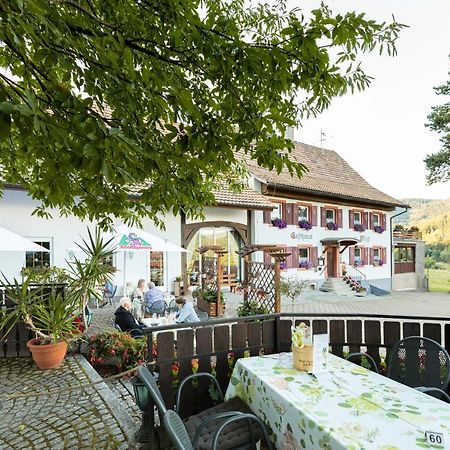 Hotel Landgasthof Zum Pflug Kleines Wiesental ภายนอก รูปภาพ