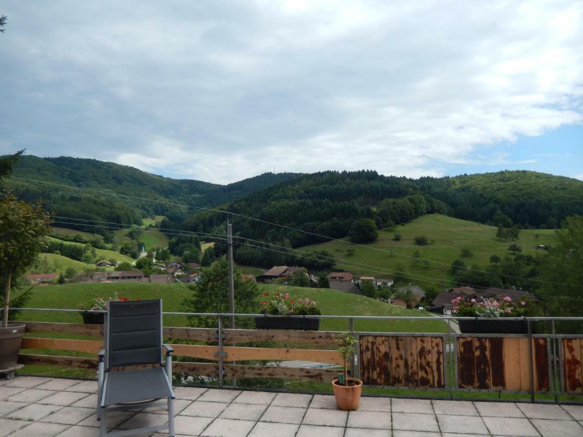 Hotel Landgasthof Zum Pflug Kleines Wiesental ภายนอก รูปภาพ