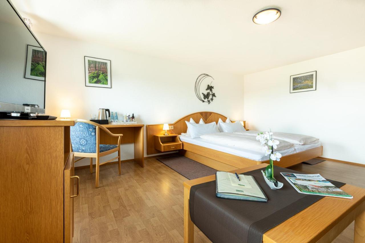 Hotel Landgasthof Zum Pflug Kleines Wiesental ภายนอก รูปภาพ
