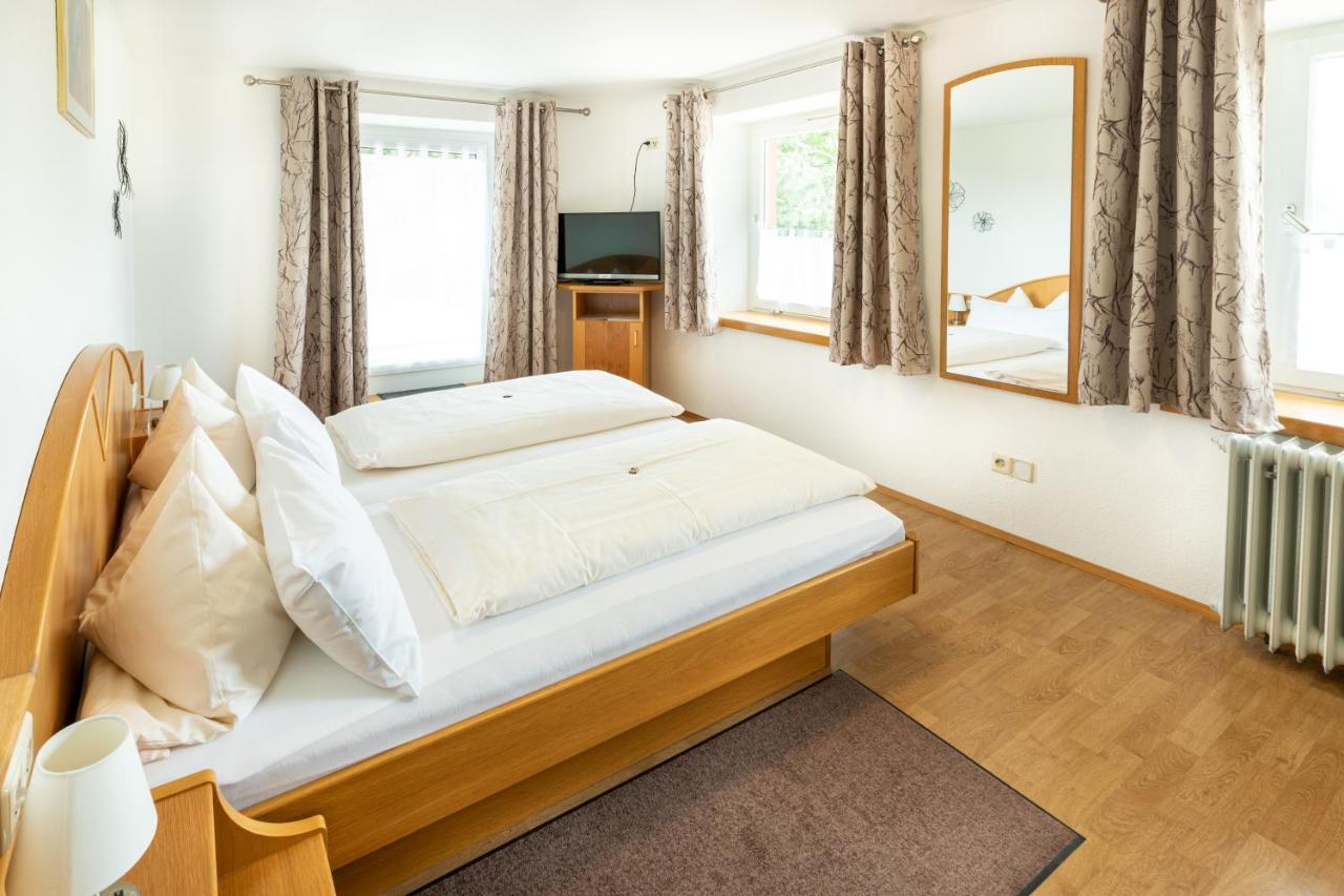 Hotel Landgasthof Zum Pflug Kleines Wiesental ภายนอก รูปภาพ